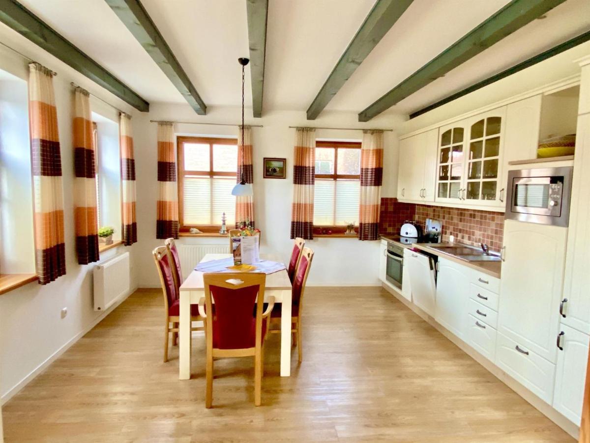 Oltmanns Ferienhaus Bummert Am Hafen Greetsiel Esterno foto