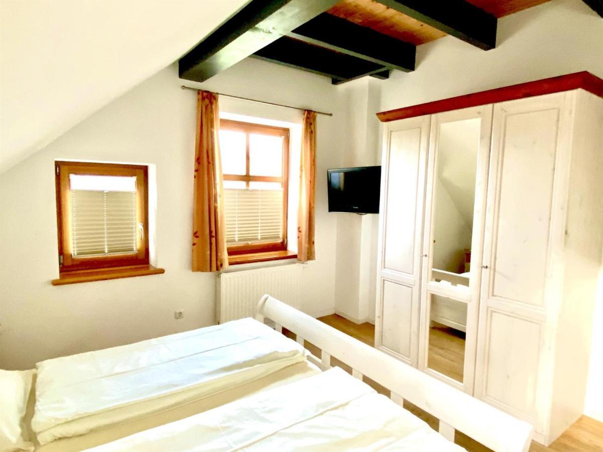 Oltmanns Ferienhaus Bummert Am Hafen Greetsiel Esterno foto