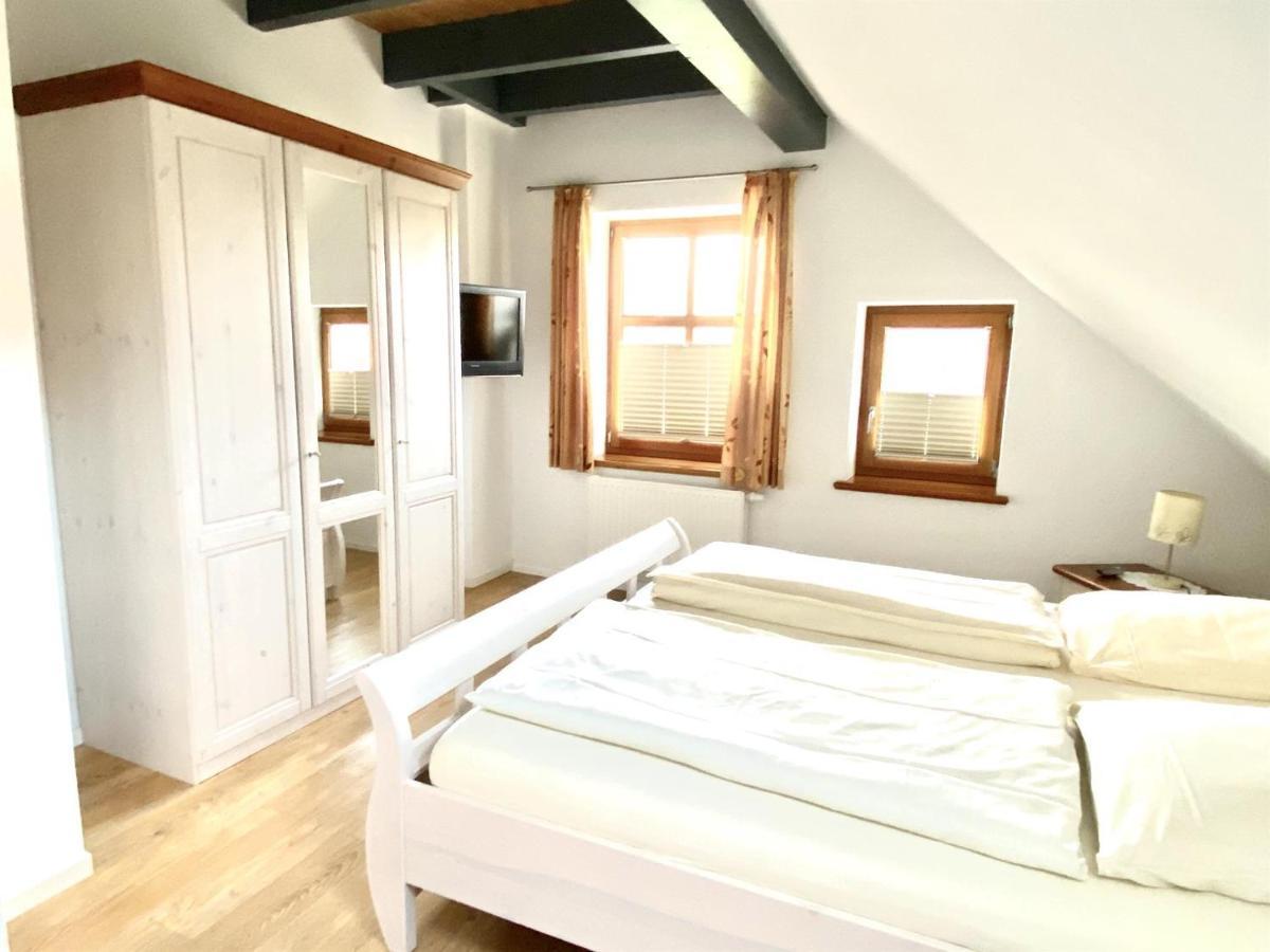Oltmanns Ferienhaus Bummert Am Hafen Greetsiel Esterno foto